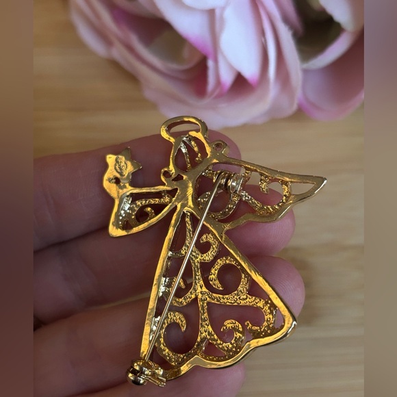 Gold Plated Angel with Star Brooch "For Onto Us" by Premier Designs - Picture 5 of 6
